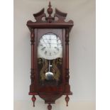 Lincoln 31 day wall clock, with key and pendulum