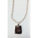 Silver necklace with hard stone pendant. Chain len