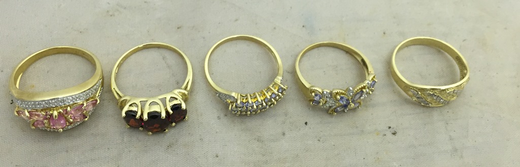 Five gold rings