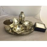 A quantity of EPNS to inc galleried tray, ice bucket,