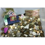 A quantity of World and GB coins to inc notes