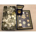 A quantity of World and GB coins