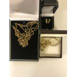 Four ladies 9ct gold necklaces,