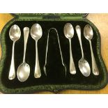 A cased HM silver set of six teaspoons and snips