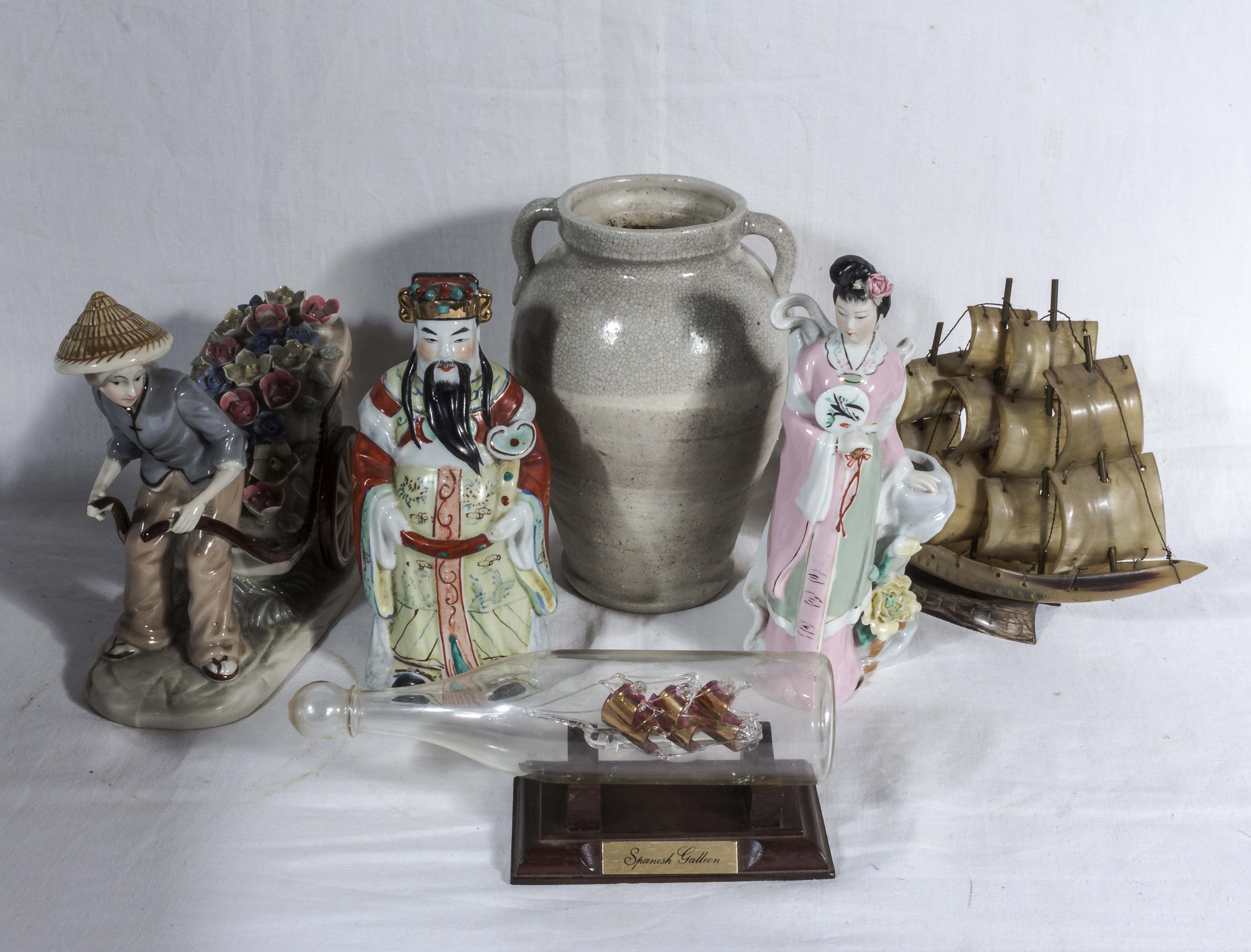 Assorted pottery items