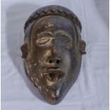 An African mask