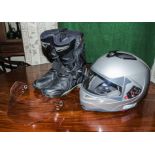 A pair of gents motorcycle boots together with a crash helmet as new and a replacement visor