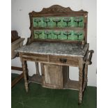 A pine tiled back washstand