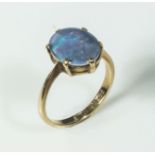 A lady's 9ct gold ring set with an opal