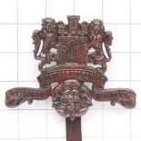 Northamptonshire VTC WW1 scarce bronze cap badge. Die-stamped Arms of Northampton resting on tri-