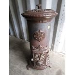 Godan cast metal and enamelled stove