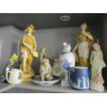 A mixed lot of ceramics and ornaments to include a Wedgwood mug, a murano glass ashtray and a