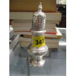 An Edwardian silver sugar castor, London 1905, by C S Harris & Sons Ltd, total weight 81g