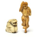 Two Japanese Netsuke of Gamma Sennin and a Karashishi, Edo/Meiji Period, Sennin carved from ivory