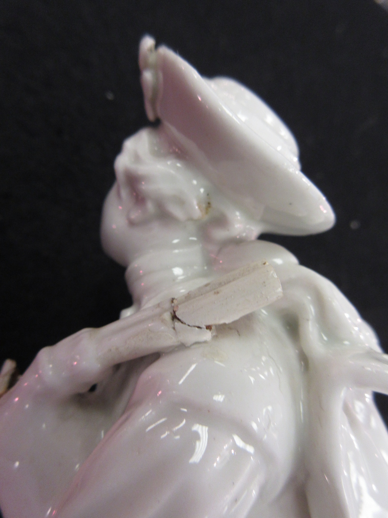 An 18th Century English porcelain Figure, c.1780, of a seated bagpiper, 7in high (repairs) - Image 5 of 9