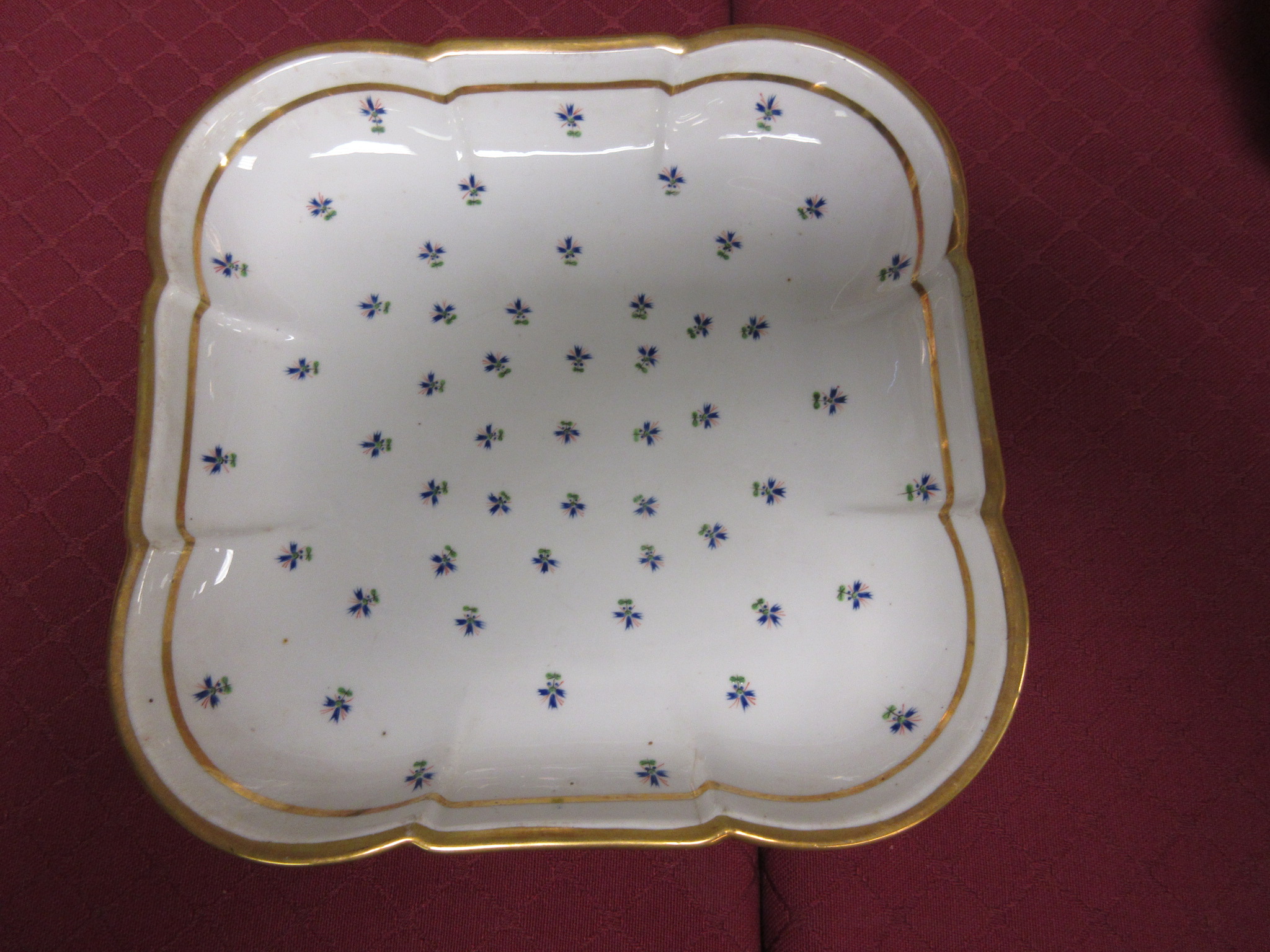 A Swansea porcelain part Dessert Service, circa 1815-1818, of cruciform shape and decorated with - Image 2 of 12
