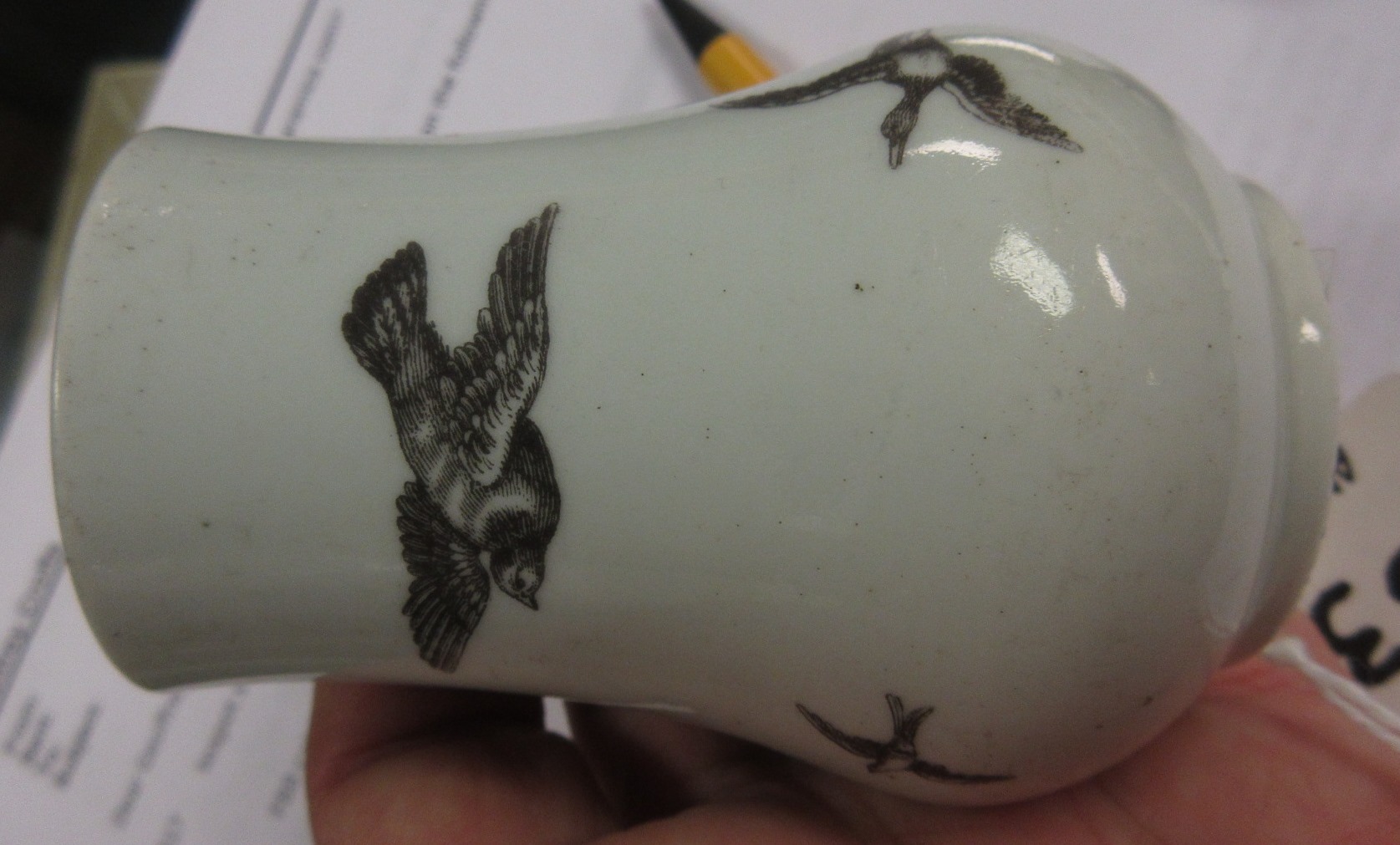 A rare Worcester Robert Hancock printed dry Mustard Pot and Cover, c 1765, of baluster form with - Image 6 of 7