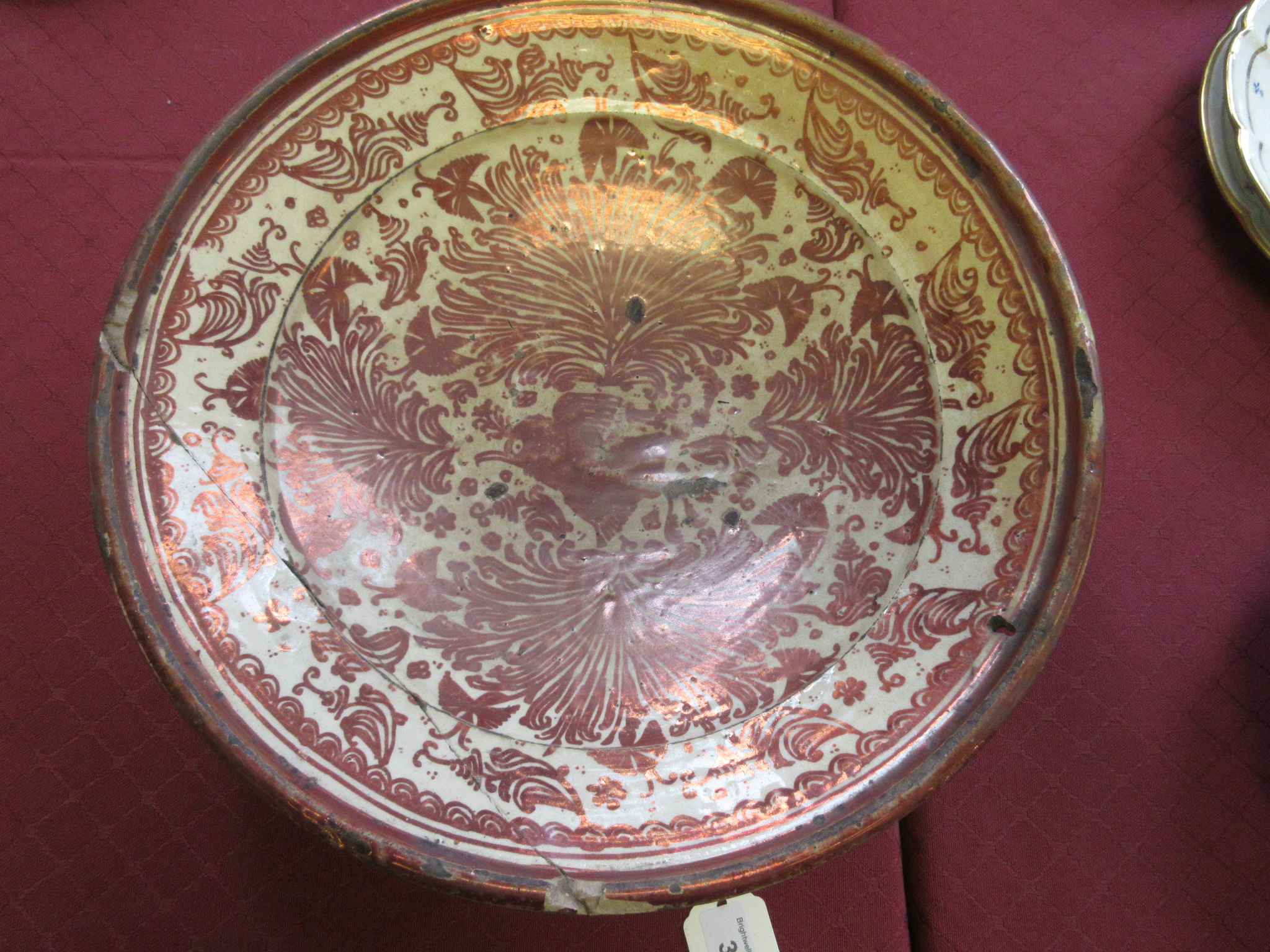 A 17th century Hispano-Moresque lustre Bowl, probably Manises (Valencia), painted in ruby lustre - Image 2 of 6
