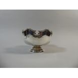 A Nice Quality Silver Bowl with Turned and Stepped Foot and Wavy Rim. London 1913. 14cm Wide, 9.