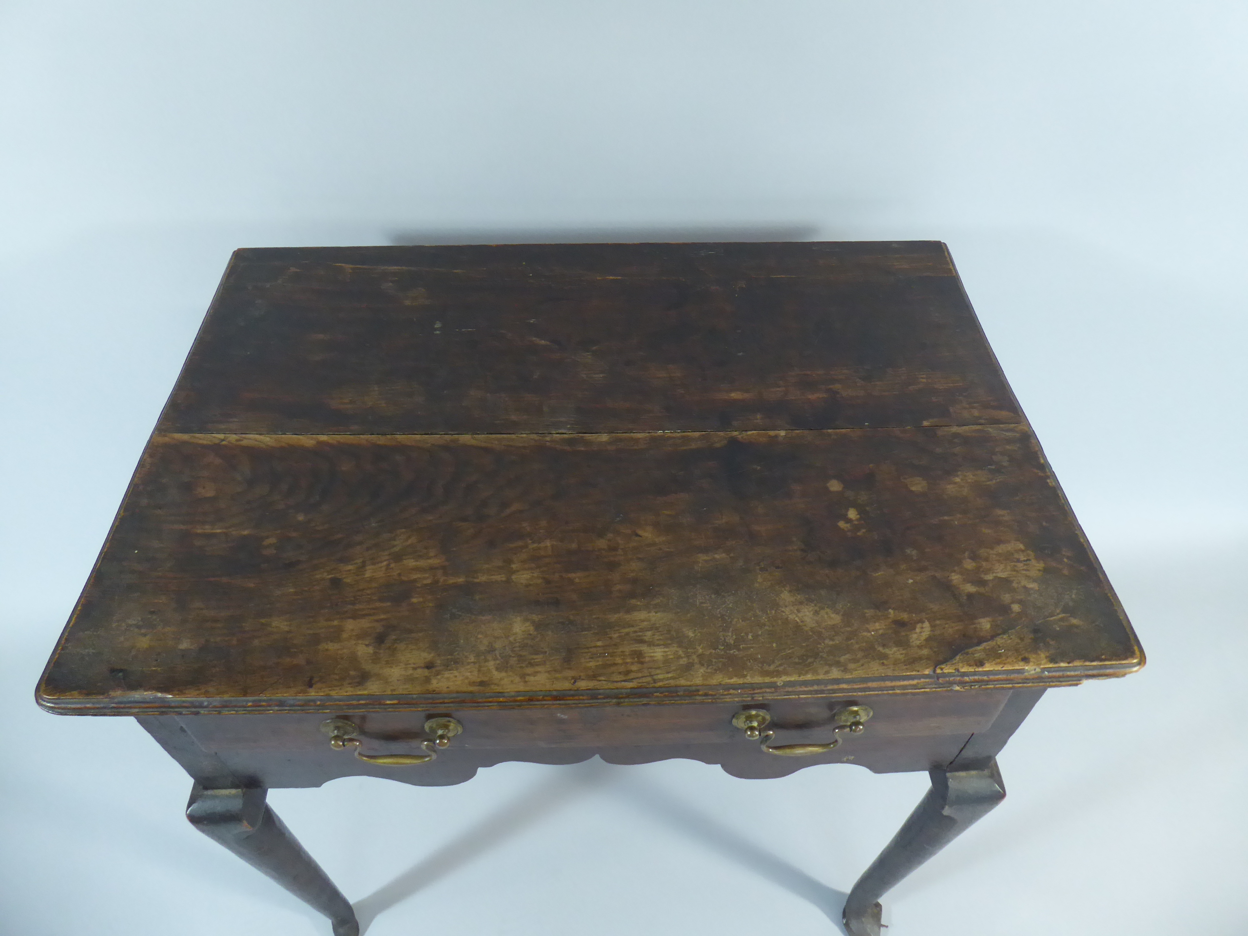 A 19th Century Oak Side Table with Single Drawer on Cabriole Legs. - Image 6 of 7