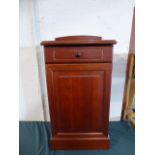 A Mahogany Bedside Cabinet with Top Drawer