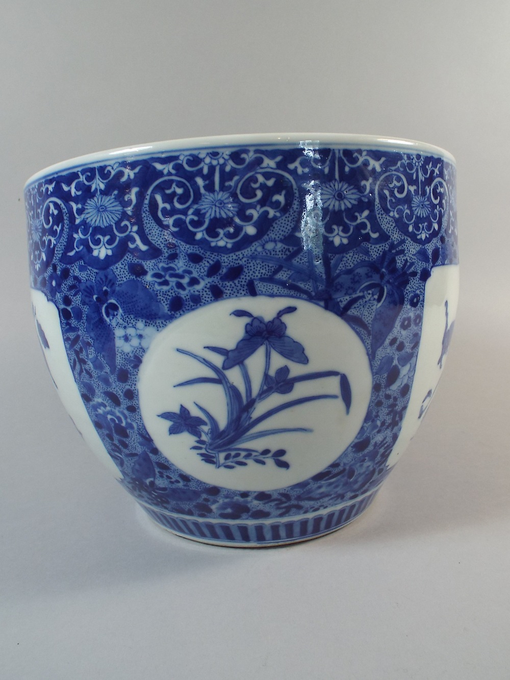 A Nicely Decorated Blue and White Oriental Planter or Fish Bowl with Panels Depicting Antiques, - Image 4 of 4