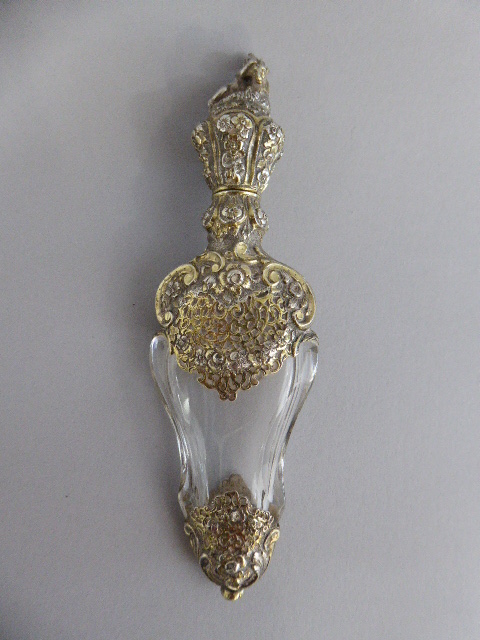 A Good Silver and Gold Metal Mounted Glass Scent Bottle with Inner Stopper, Probably French. 14.