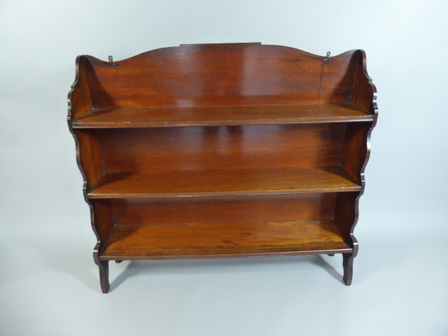 An Early 19th Century George IV Mahogany Waterfall Bookcase with Three Shelves and Shaped Sides