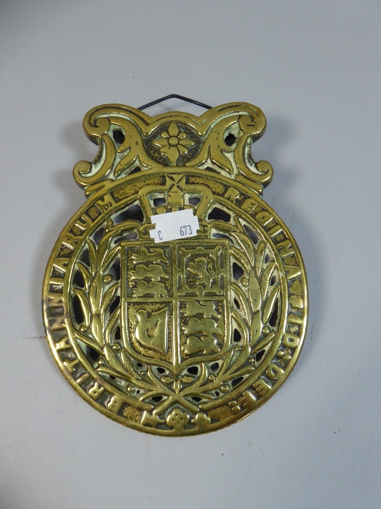 A Victorian Brass Pierced Mount with Great Britain Crest,
