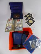 A Collection of Miscellaneous Coins, including Cu silver plated proof coin, Brit.Banknote GB