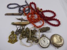 Miscellaneous Silver and Other Jewellery, including brooch, mother of pearl silver bladed pocket
