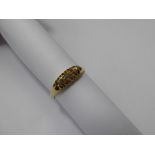 A Lady's Antique 18 ct Yellow Gold Five Stone Diamond Ring, size O, approx 18 to 20 pts dias, approx