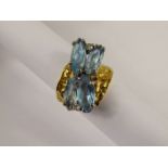 A Ladies 18ct Gold & Aquamarine Butterfly Ring