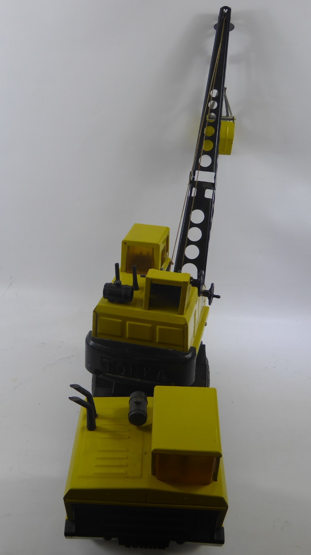 A Tonka Toy Crane Truck MR970. - Image 2 of 4