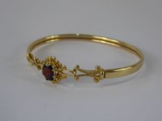 A Victorian Style 9 ct Yellow Gold and Garnet Bracelet, approx 6.4 gms.