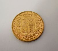 A Victorian 1880 Solid Gold Full Sovereign WW to neck (fc).