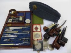 Gentleman's Lot, including a small quantity of Victorian, Edwardian coins, box of studs and a pair