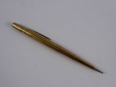 A 9 ct Gold Vintage Life-Long Propelling Pencil.