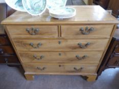 An Antique Mahogany Chest of Drawers, the chest having short drawers with three graduated long