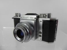 Asahiflex 1A Camera nr 38516, Takumar 50/3.5 Lens (shutter slow).