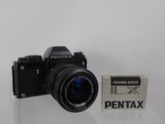 Pentax LX Camera nr 5273017 40-80 lens and spare screen (one in camera dirty).