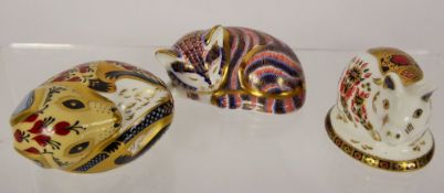 Royal Crown Derby Paperweights, 'Dormouse' 7 cms length, 'Sleeping Kitten', 'Imari Piglet', two gold