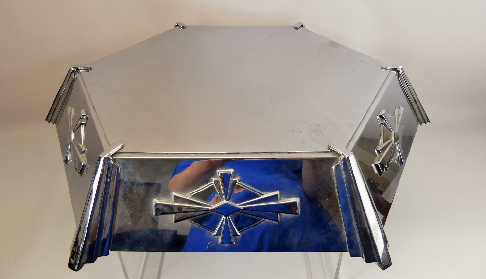 A Vintage Mirrored Wedding Cake Stand, in the original oak carry case together with a hexagonal - Image 2 of 2