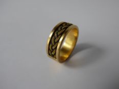 A Gentleman's 18 ct Yellow Gold Braid Design Ring, size O, approx 5 gms