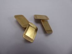 A Pair of Gentleman's 9ct Gold Cuff Links, approx 3.6 gms.