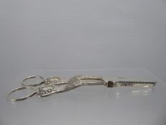 A Pair of Silver Kings Pattern Grape Scissors, Sheffield hallmark, mm CB & S, dated 1971, approx 100