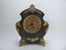 Antique American Mantel Clock, maker William Gilbert Clock Co, pat June 1870, nr 25. Left in
