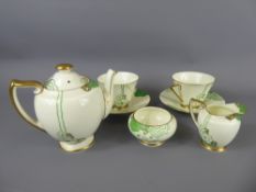 1930's Royal Doulton Art Deco Glamis Tea Set in Fairy shape, V1312. Abstract floral design with
