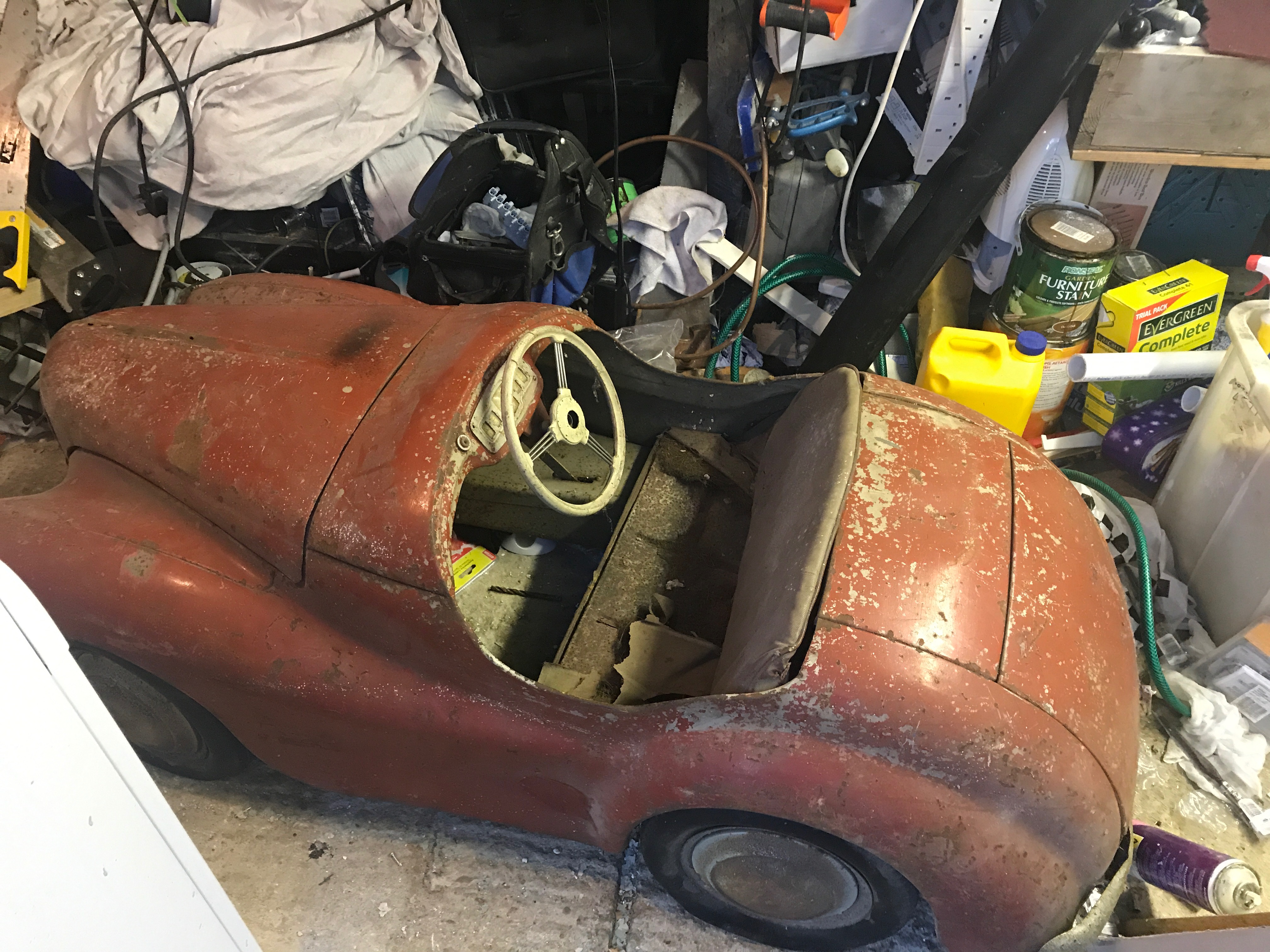 An Early Austin J40 Pedal Car, would benefit from restoration, serial number 16909.