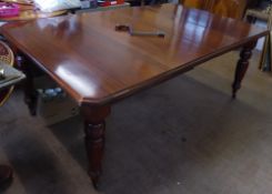 A Victorian Mahogany Two Leaf Eight Seater Wind Out Dining Room Table, approx 190 x 115 cms, vgc.